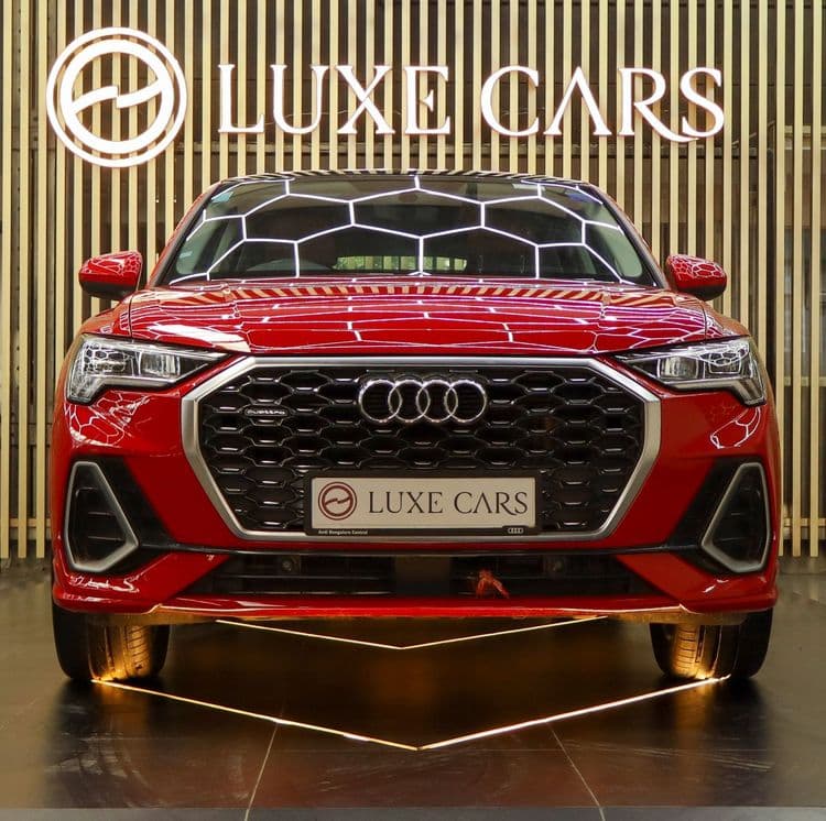 AUDI Q3 SPORTBACK 40 TFSI Q SLINE (with Sunroof) AT PETROL