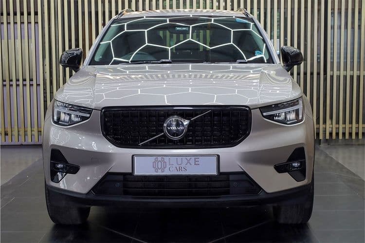 VOLVO XC40 B4 (with Panoramic Sunroof) AT PETROL