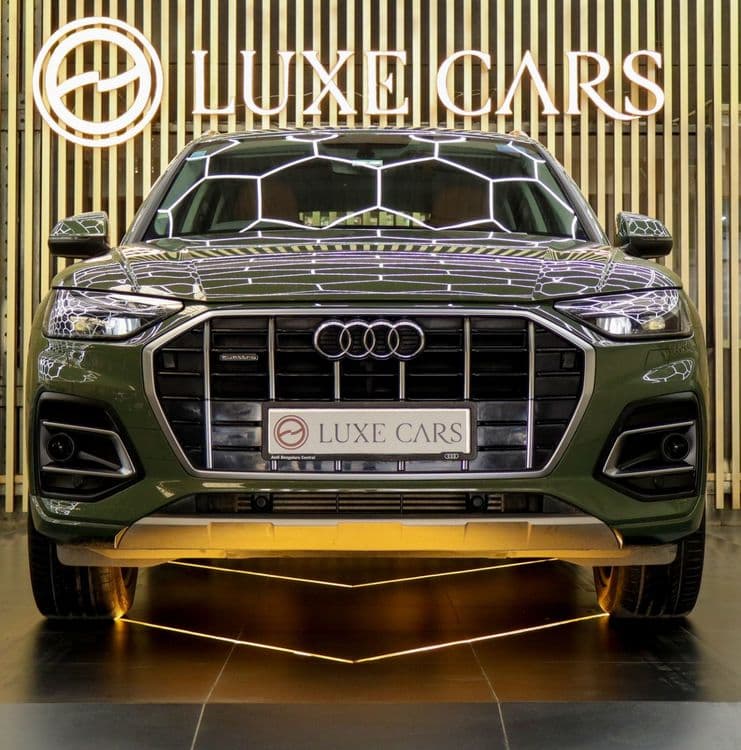 AUDI Q5 45 TFSI Q-TECHNOLOGY (with sunroof) AT PETROL