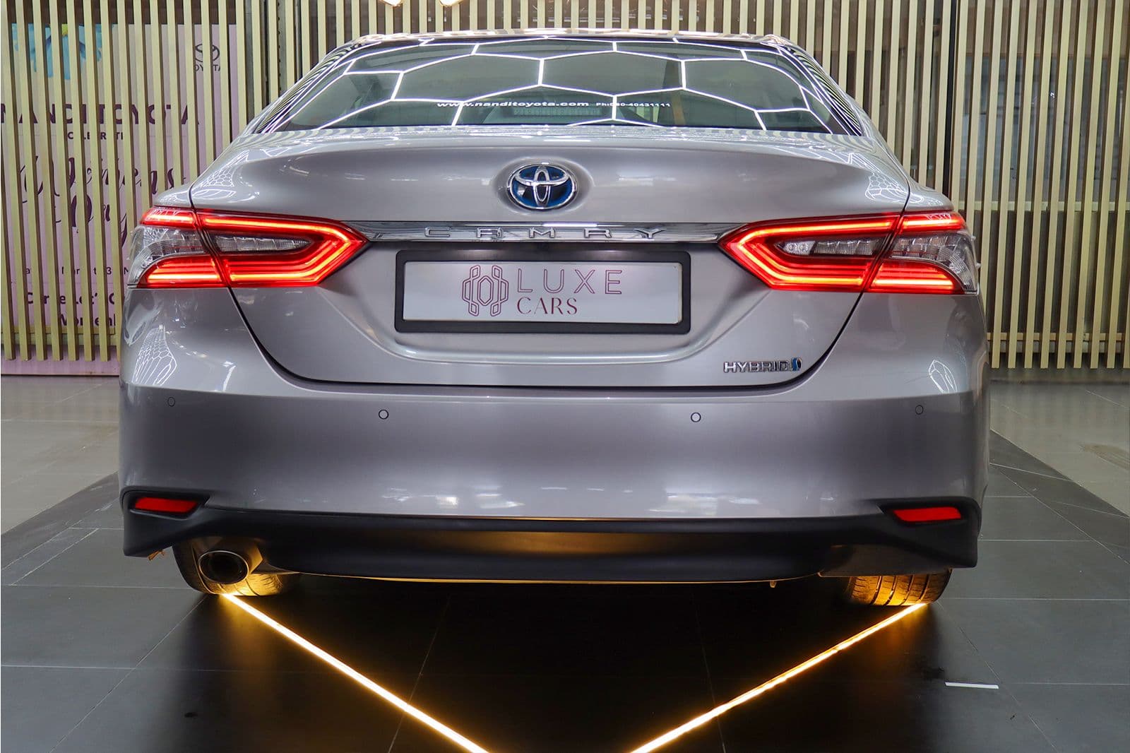 Car image 3